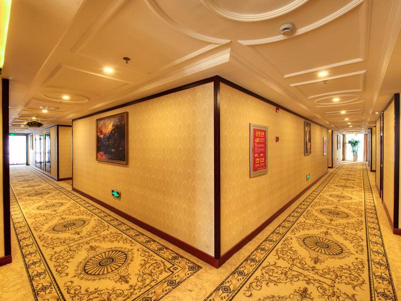 Vienna Hotel Shanghai Happy Valley Songjiang Exterior foto